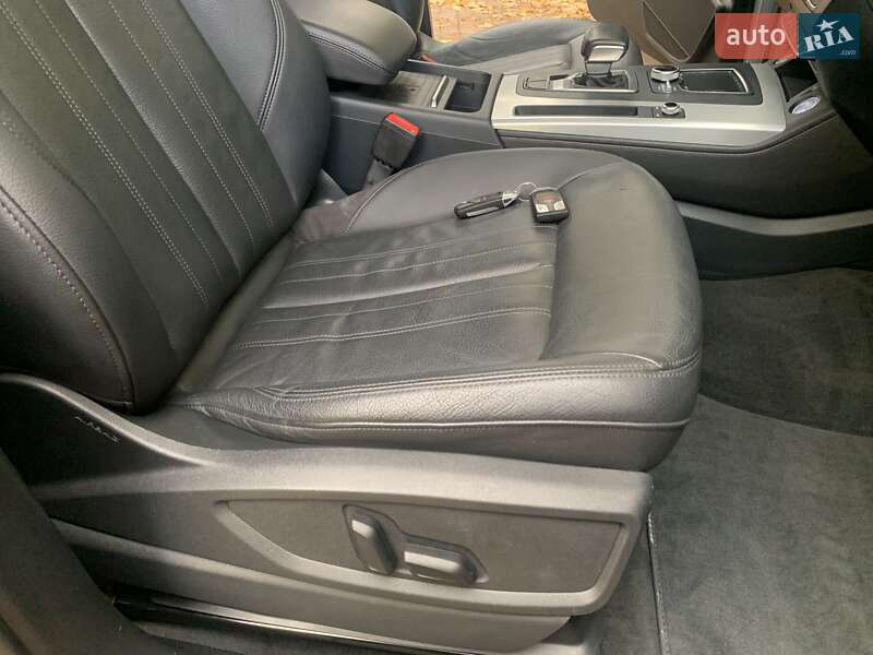 Внедорожник / Кроссовер Audi Q5 2018 в Дрогобыче