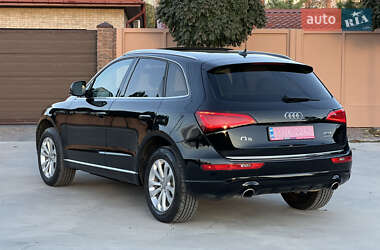 Внедорожник / Кроссовер Audi Q5 2015 в 