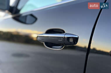 Внедорожник / Кроссовер Audi Q5 2015 в 