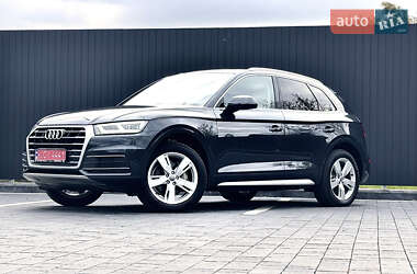 Внедорожник / Кроссовер Audi Q5 2018 в 