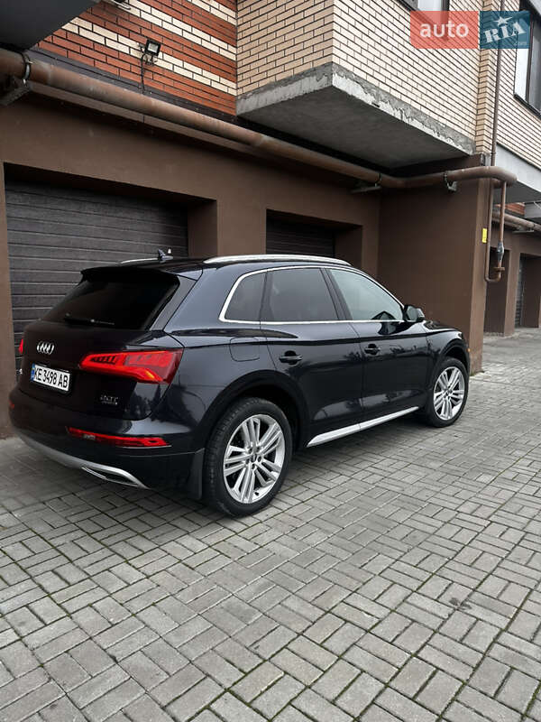 Позашляховик / Кросовер Audi Q5 2017 в Дніпрі