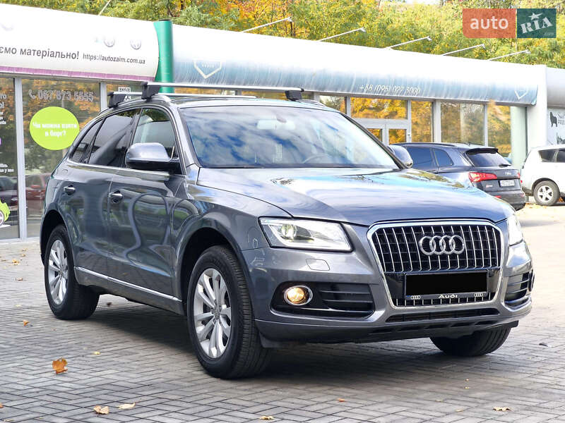 Позашляховик / Кросовер Audi Q5 2015 в Дніпрі