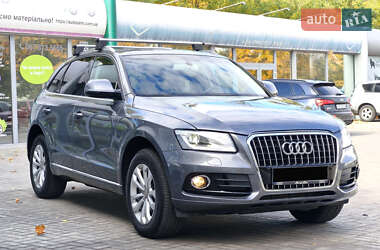 Внедорожник / Кроссовер Audi Q5 2015 в 