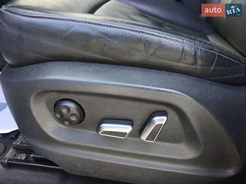Позашляховик / Кросовер Audi Q5 2015 в Дніпрі