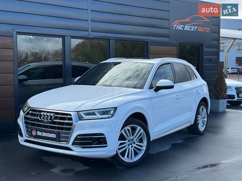 Внедорожник / Кроссовер Audi Q5 2018 в 