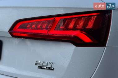 Внедорожник / Кроссовер Audi Q5 2018 в 