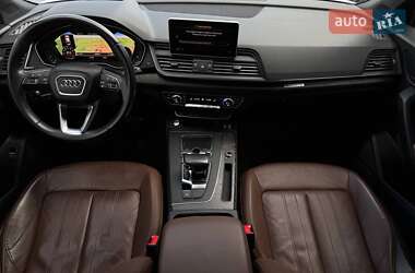 Внедорожник / Кроссовер Audi Q5 2018 в 