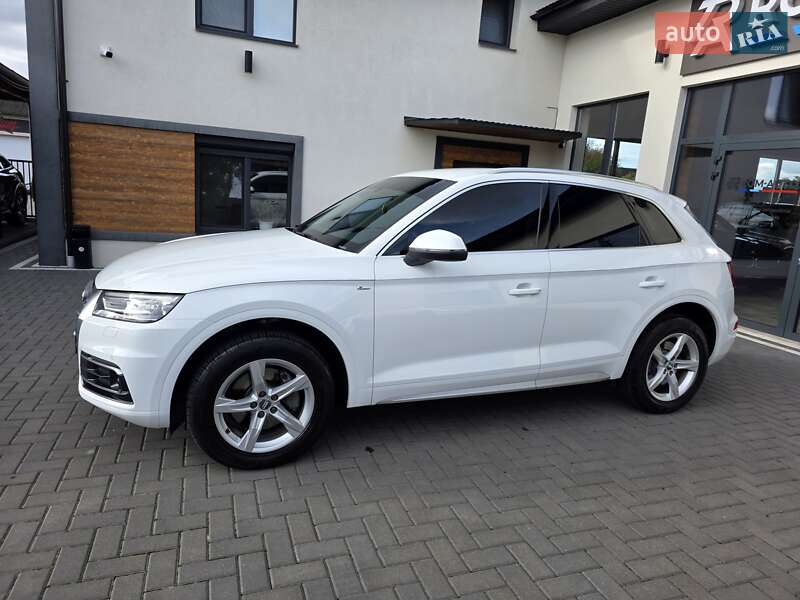 Внедорожник / Кроссовер Audi Q5 2017 в Коломые