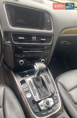 Позашляховик / Кросовер Audi Q5 2012 в 
