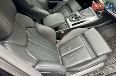 Позашляховик / Кросовер Audi Q5 2020 в 