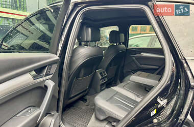 Позашляховик / Кросовер Audi Q5 2020 в 