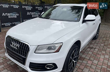 Внедорожник / Кроссовер Audi Q5 2015 в 