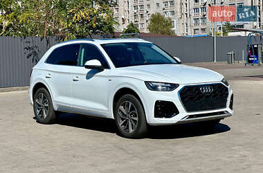 Позашляховик / Кросовер Audi Q5 2022 в  фото 8 Позашляховик / Кросовер Audi Q5 2022 в