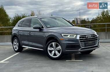 Позашляховик / Кросовер Audi Q5 2018 в Києві