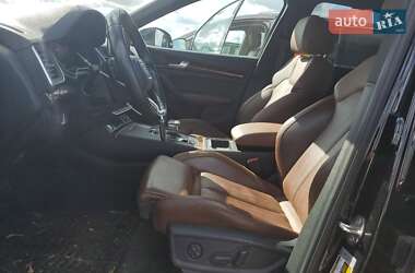 Позашляховик / Кросовер Audi Q5 2017 в 