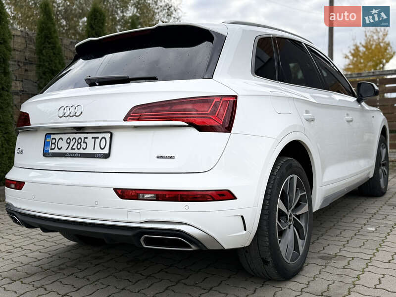 Позашляховик / Кросовер Audi Q5 2022 в Стрию