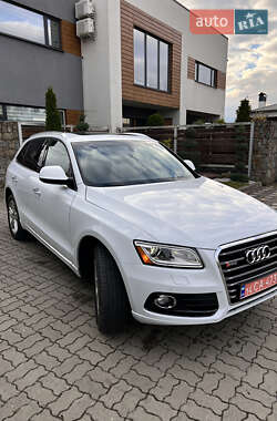 Позашляховик / Кросовер Audi Q5 2016 в  фото 6 Позашляховик / Кросовер Audi Q5 2016 в
