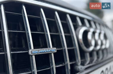 Позашляховик / Кросовер Audi Q5 2016 в 