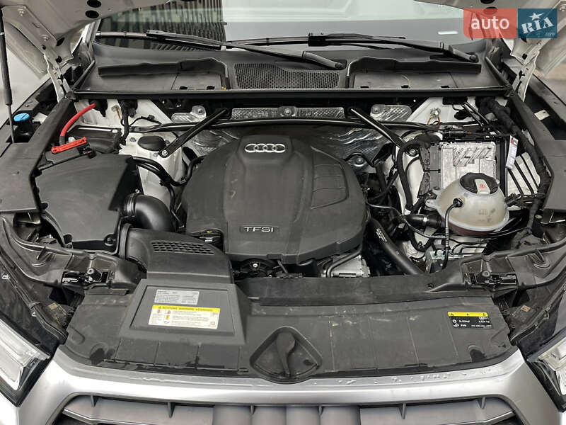 Позашляховик / Кросовер Audi Q5 2017 в Києві фото 18 Позашляховик / Кросовер Audi Q5 2017 в Києві