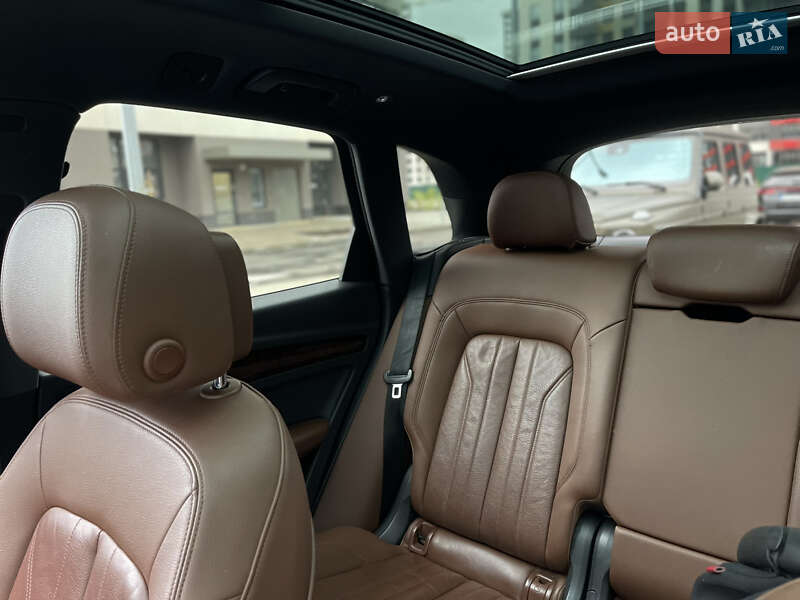 Позашляховик / Кросовер Audi Q5 2017 в Києві фото 26 Позашляховик / Кросовер Audi Q5 2017 в Києві