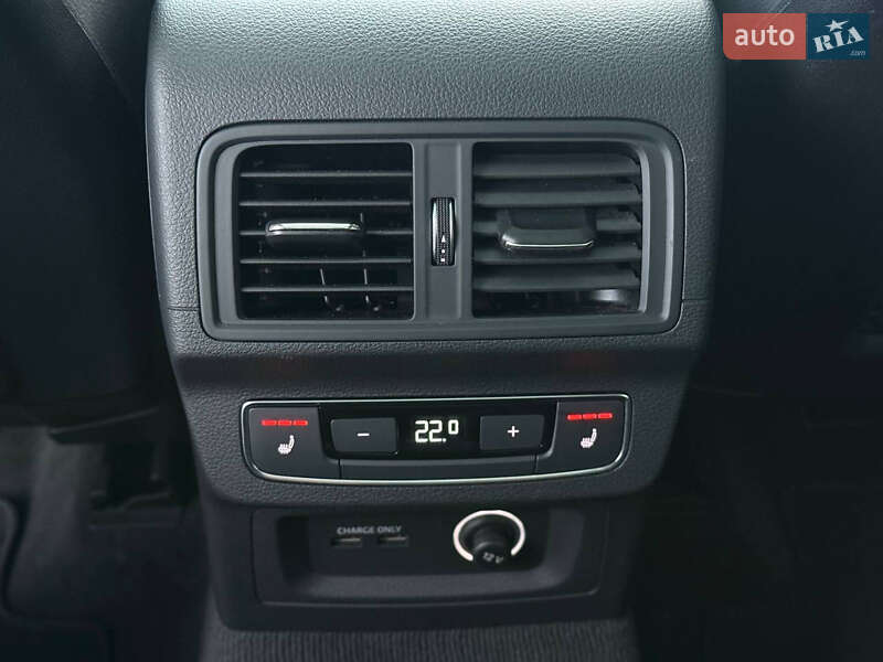 Позашляховик / Кросовер Audi Q5 2020 в Києві