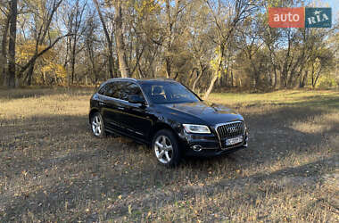 Позашляховик / Кросовер Audi Q5 2016 в 