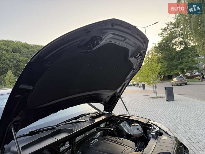 Позашляховик / Кросовер Audi Q5 2020 в Львові