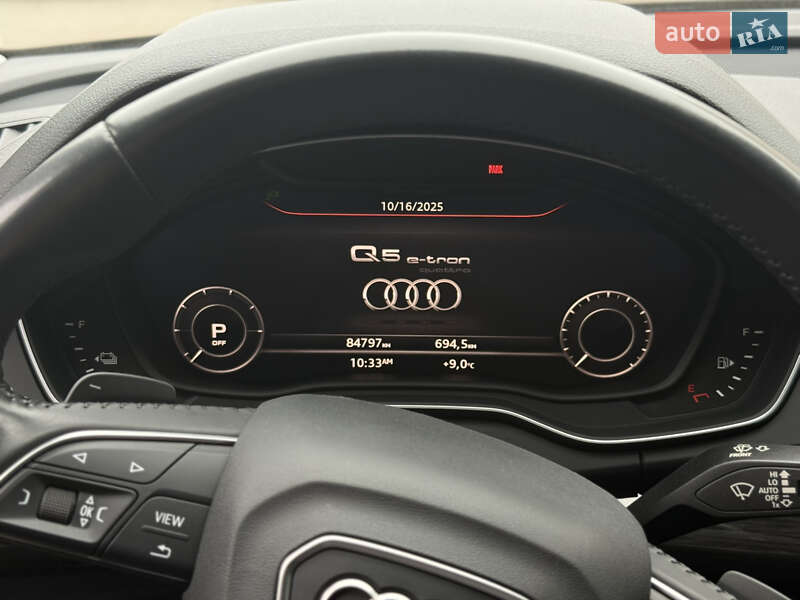 Позашляховик / Кросовер Audi Q5 2020 в Києві