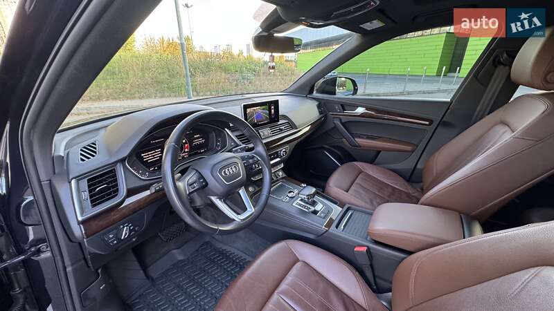 Позашляховик / Кросовер Audi Q5 2019 в Києві