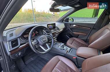 Внедорожник / Кроссовер Audi Q5 2019 в 