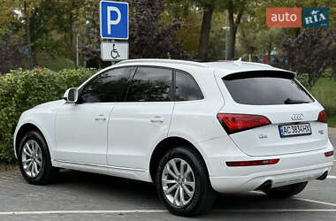 Внедорожник / Кроссовер Audi Q5 2012 в 