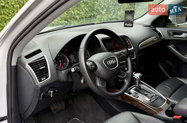 Внедорожник / Кроссовер Audi Q5 2012 в 