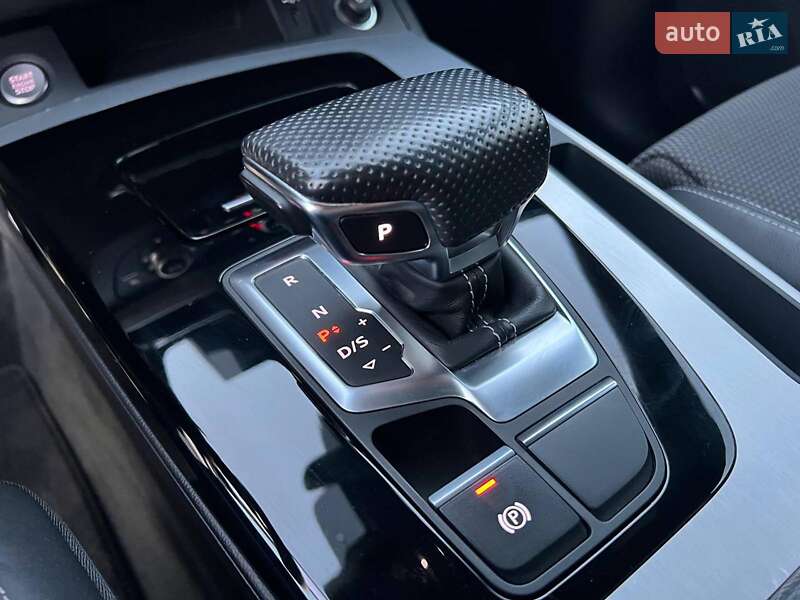 Внедорожник / Кроссовер Audi Q5 2022 в Львове