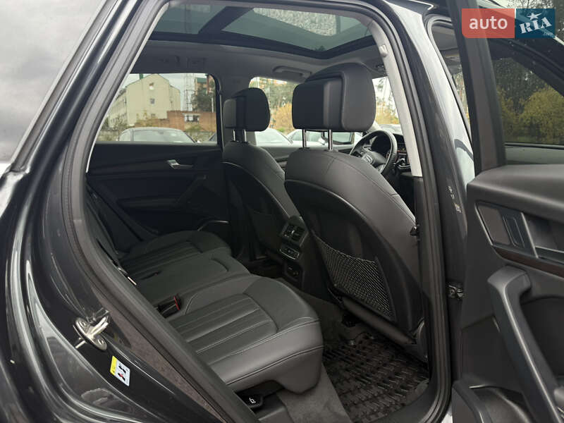 Позашляховик / Кросовер Audi Q5 2021 в Києві фото 11 Позашляховик / Кросовер Audi Q5 2021 в Києві