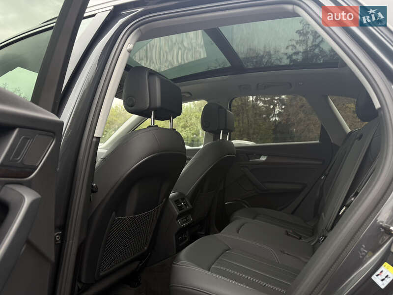 Позашляховик / Кросовер Audi Q5 2021 в Києві фото 28 Позашляховик / Кросовер Audi Q5 2021 в Києві