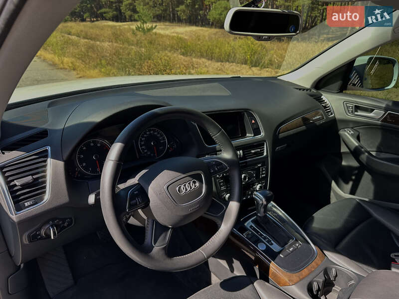 Внедорожник / Кроссовер Audi Q5 2014 в Кременчуге