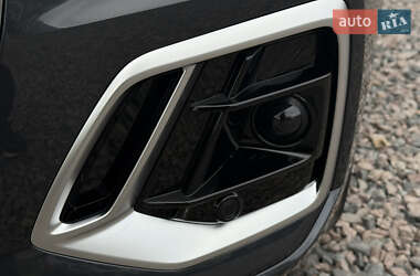 Позашляховик / Кросовер Audi Q5 2021 в 