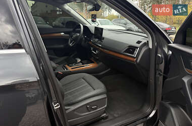 Позашляховик / Кросовер Audi Q5 2021 в 