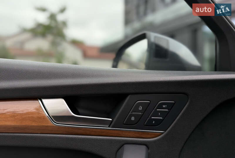 Внедорожник / Кроссовер Audi Q5 2020 в Львове