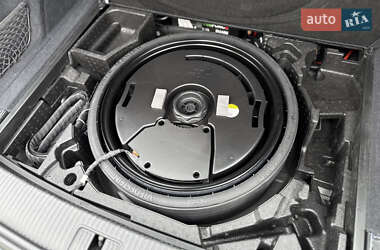 Внедорожник / Кроссовер Audi Q5 2020 в 