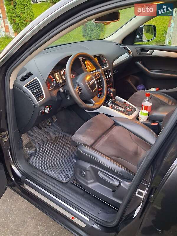 Внедорожник / Кроссовер Audi Q5 2010 в Хмельницком