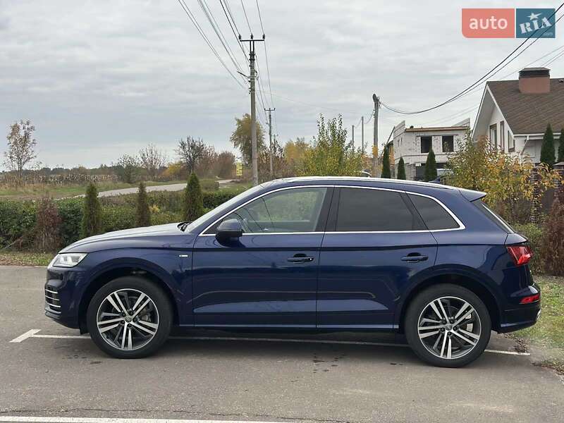 Позашляховик / Кросовер Audi Q5 2019 в Києві фото 5 Позашляховик / Кросовер Audi Q5 2019 в Києві