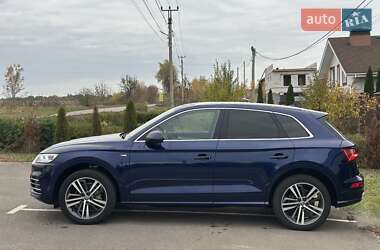 Внедорожник / Кроссовер Audi Q5 2019 в 