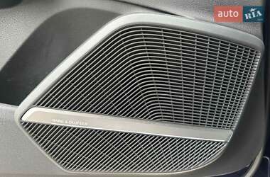 Внедорожник / Кроссовер Audi Q5 2019 в 
