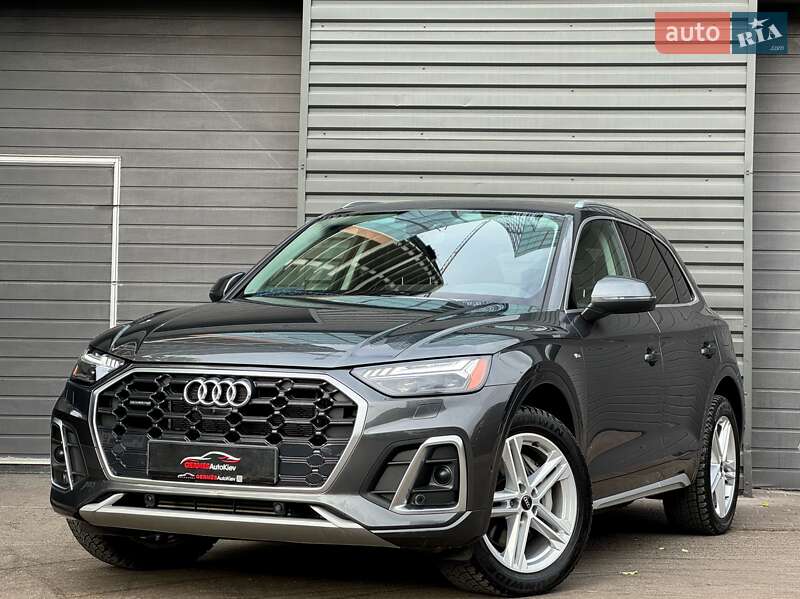 Позашляховик / Кросовер Audi Q5 2021 в Києві