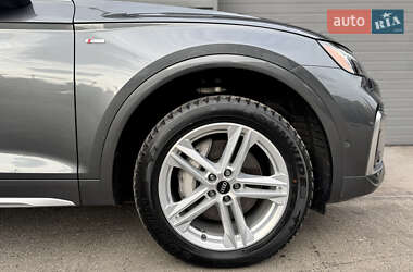 Позашляховик / Кросовер Audi Q5 2021 в  фото 13 Позашляховик / Кросовер Audi Q5 2021 в