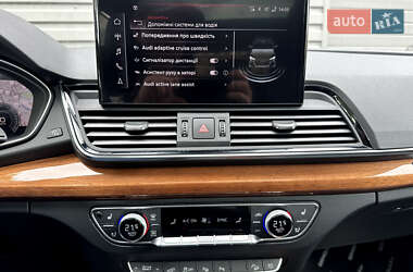 Позашляховик / Кросовер Audi Q5 2021 в  фото 40 Позашляховик / Кросовер Audi Q5 2021 в