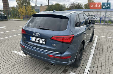 Позашляховик / Кросовер Audi Q5 2015 в 