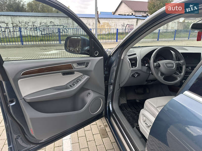 Внедорожник / Кроссовер Audi Q5 2015 в Нововолынске фото 17 Внедорожник / Кроссовер Audi Q5 2015 в Нововолынске