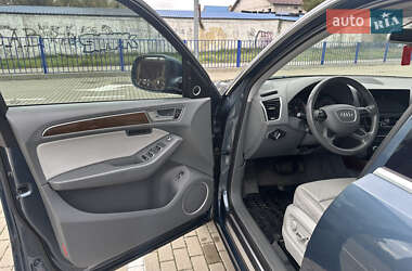 Позашляховик / Кросовер Audi Q5 2015 в 